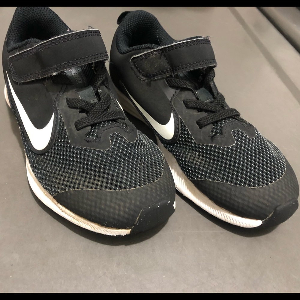 Kids Nike Tennis Shoes